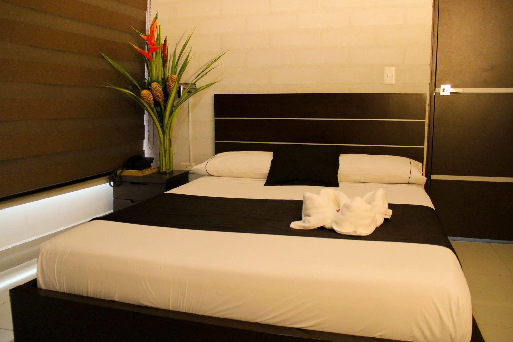 Ayenda 1254 Mi Colombia Hotel Medellín Eksteriør billede