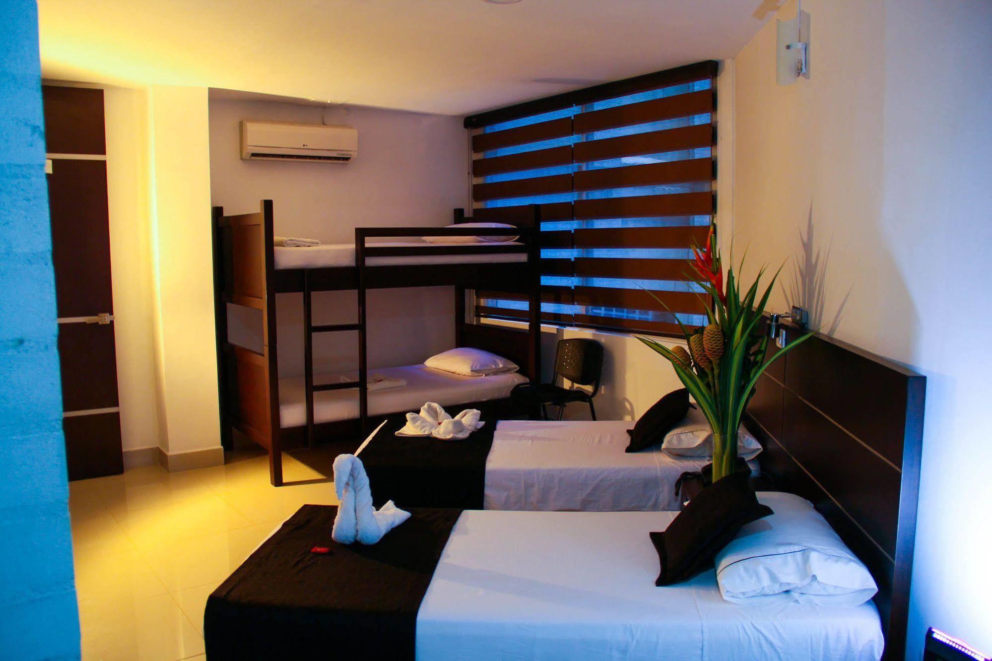 Ayenda 1254 Mi Colombia Hotel Medellín Eksteriør billede