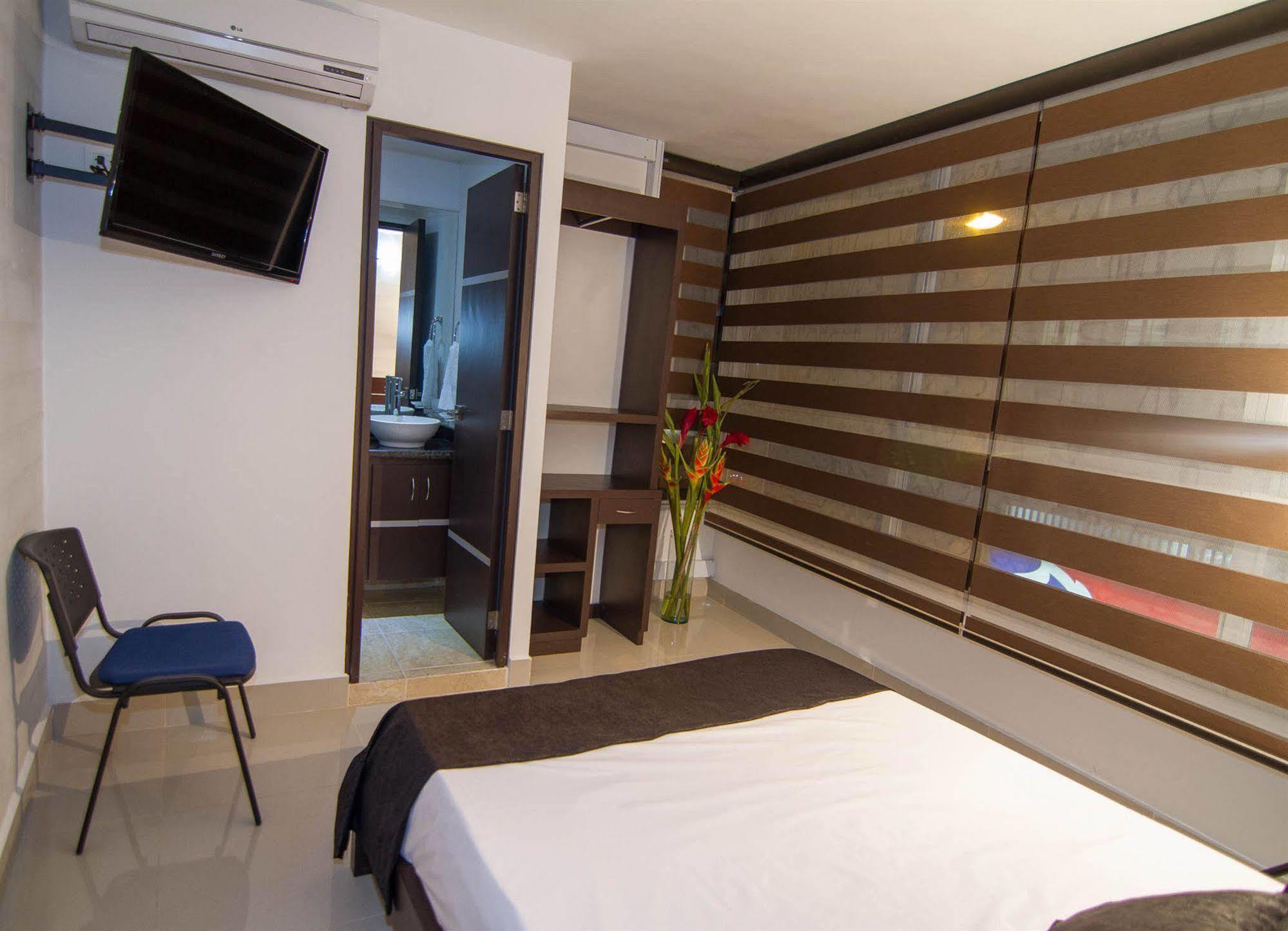 Ayenda 1254 Mi Colombia Hotel Medellín Eksteriør billede